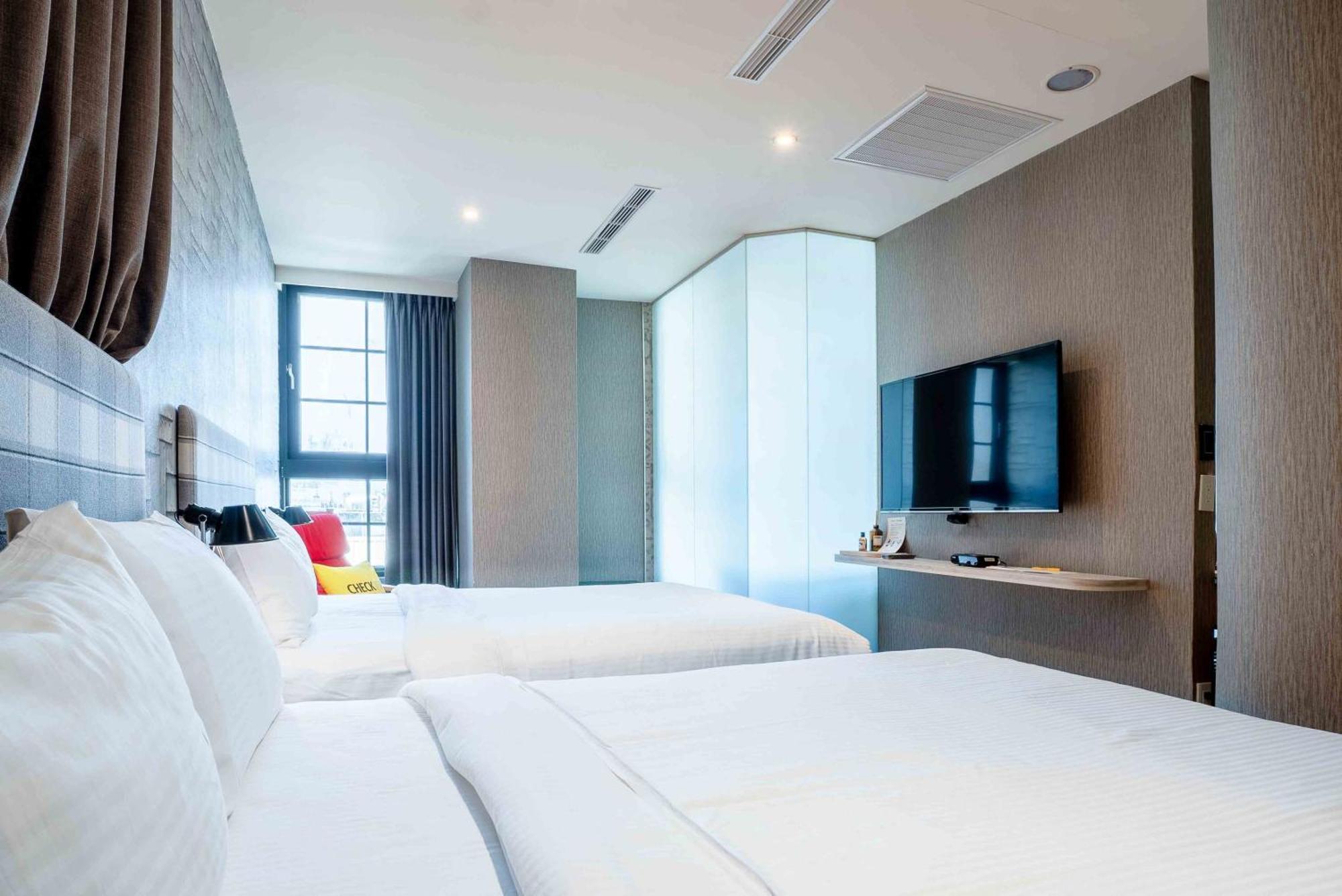 Check Inn Taichung Ziyou المظهر الخارجي الصورة