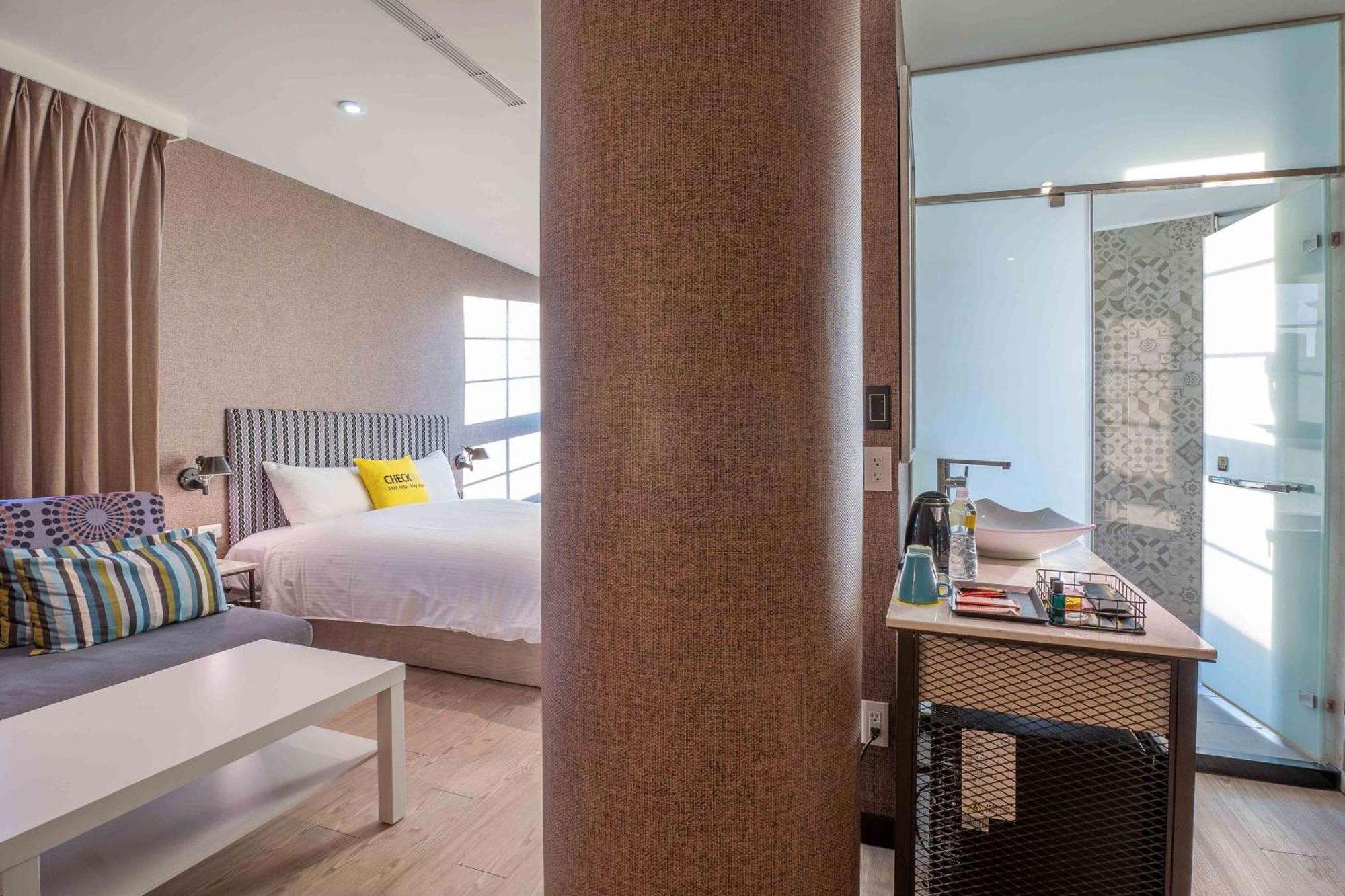 Check Inn Taichung Ziyou المظهر الخارجي الصورة