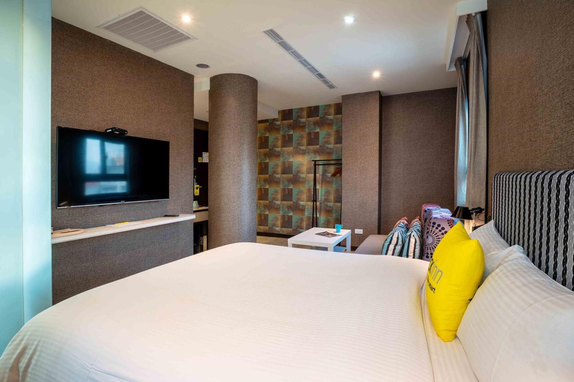Check Inn Taichung Ziyou المظهر الخارجي الصورة
