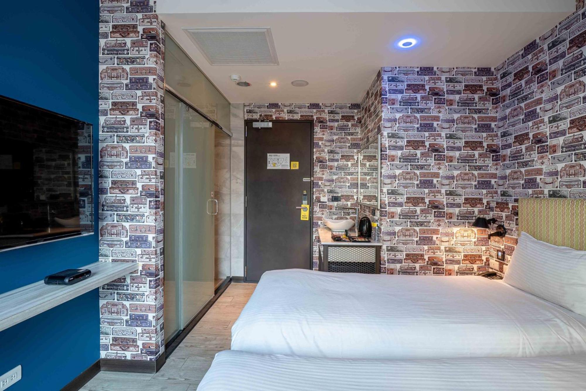 Check Inn Taichung Ziyou المظهر الخارجي الصورة